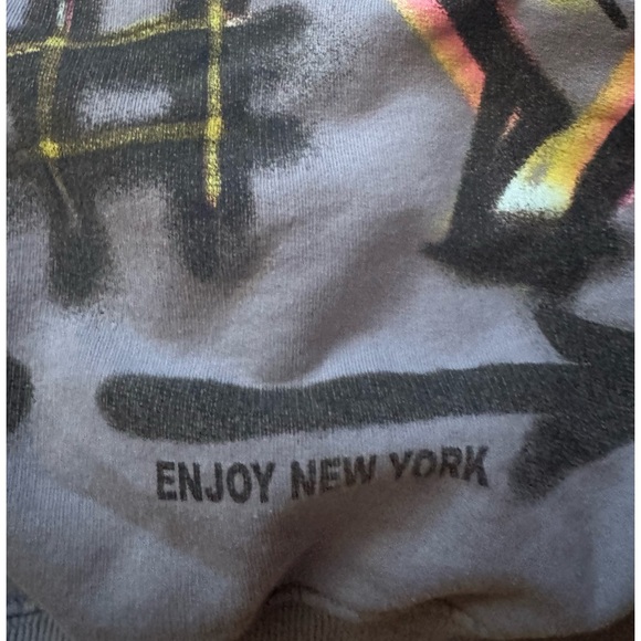 Zara Graffiti Bear Sweatshirt in Size 13-14 In GUC - Picture 4 of 8